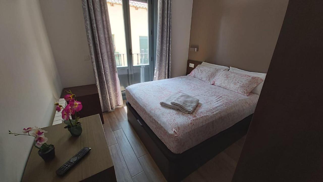 Hostal Corazon De Madrid Extérieur photo