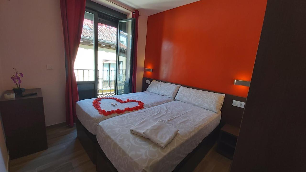 Hostal Corazon De Madrid Extérieur photo
