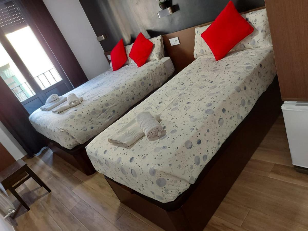Hostal Corazon De Madrid Extérieur photo