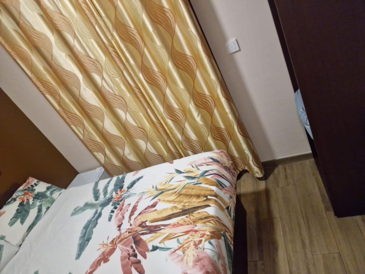 Hostal Corazon De Madrid Extérieur photo